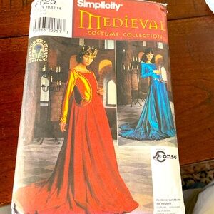 🪡 Simplicity MISSES MEDIEVAL Costumes Sewing Pattern 8728